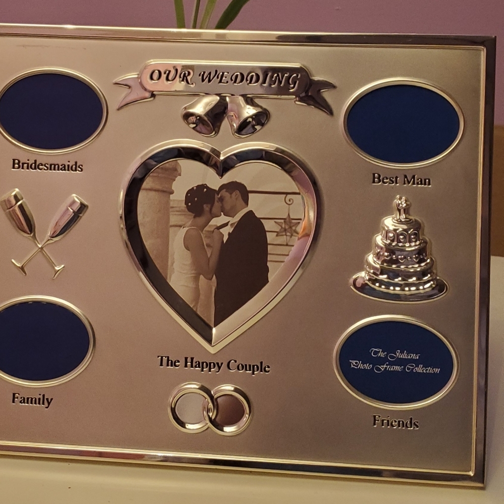 😊 Wedding picture frame